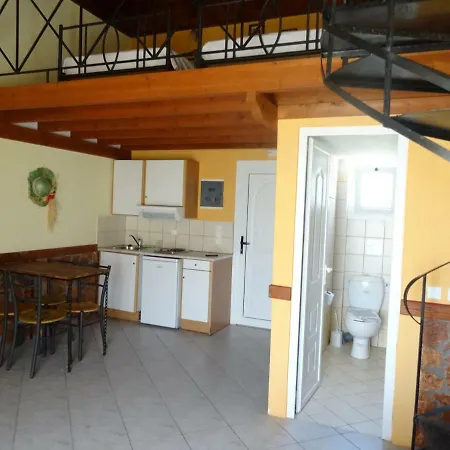 Aparthotel Vyzantio